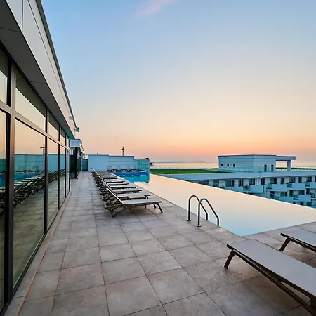 Apartament Seaside Paradise - Infinity Pool & Năvodari