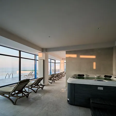 Seaside Paradise - Infinity Pool & * Năvodari