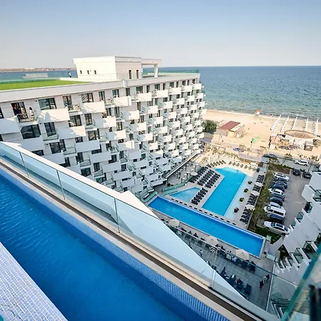 Seaside Paradise - Infinity Pool & Apartment Navodari