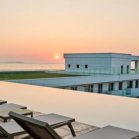 Daire Seaside Paradise - Infinity Pool & *